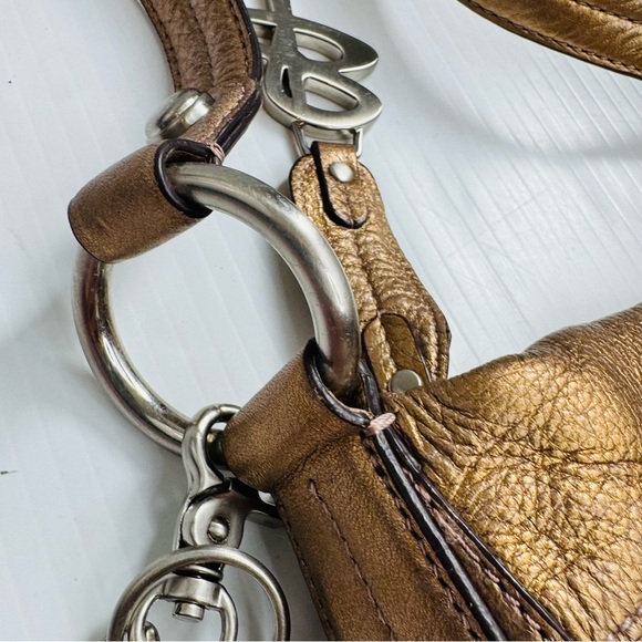 B. Makowsky Metallic Gold Crossbody Bag - Picture 13 of 16